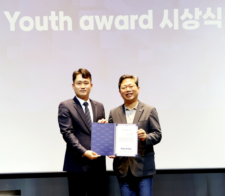 최영갑 위원장.jpg